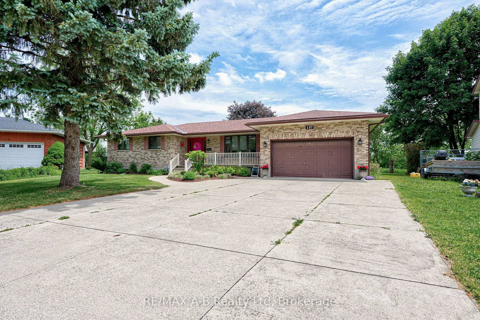 137 Mitchell Court • West Perth, ON photo 3