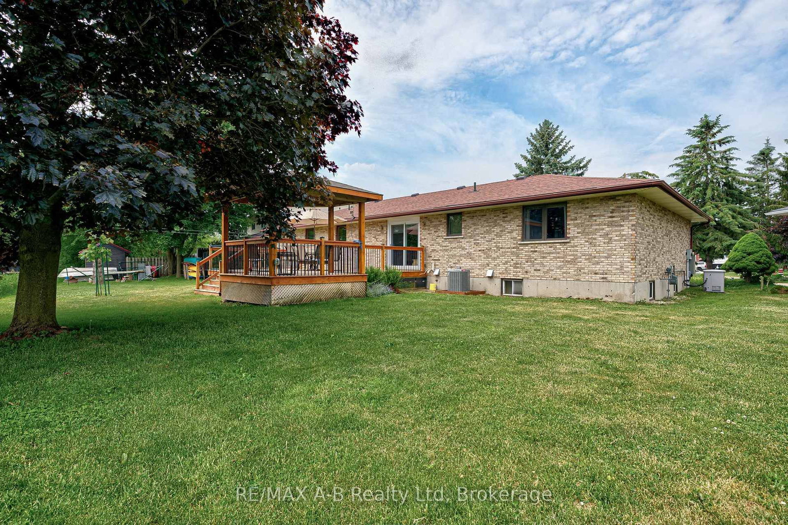 137 Mitchell Court • West Perth, ON photo 36