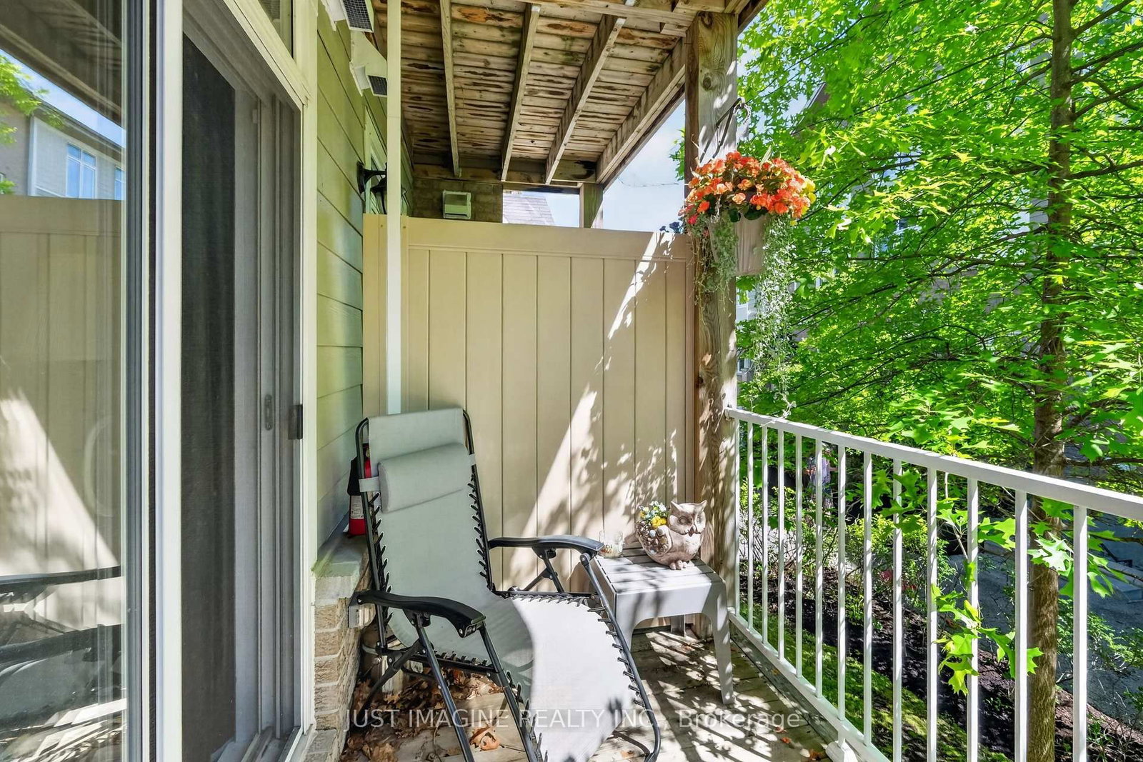 302 Everest Private • #D • Ottawa, ON photo 38