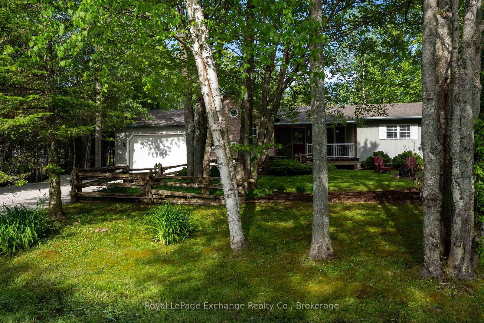 719 York Avenue N • South Bruce Peninsula, ON photo 3