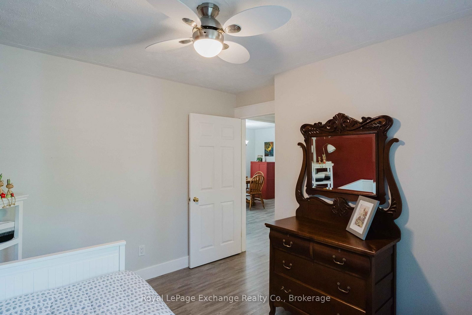719 York Avenue N • South Bruce Peninsula, ON photo 35