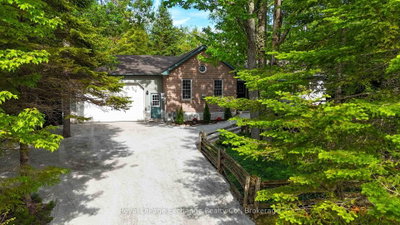 719 York Avenue N • South Bruce Peninsula, ON photo 6