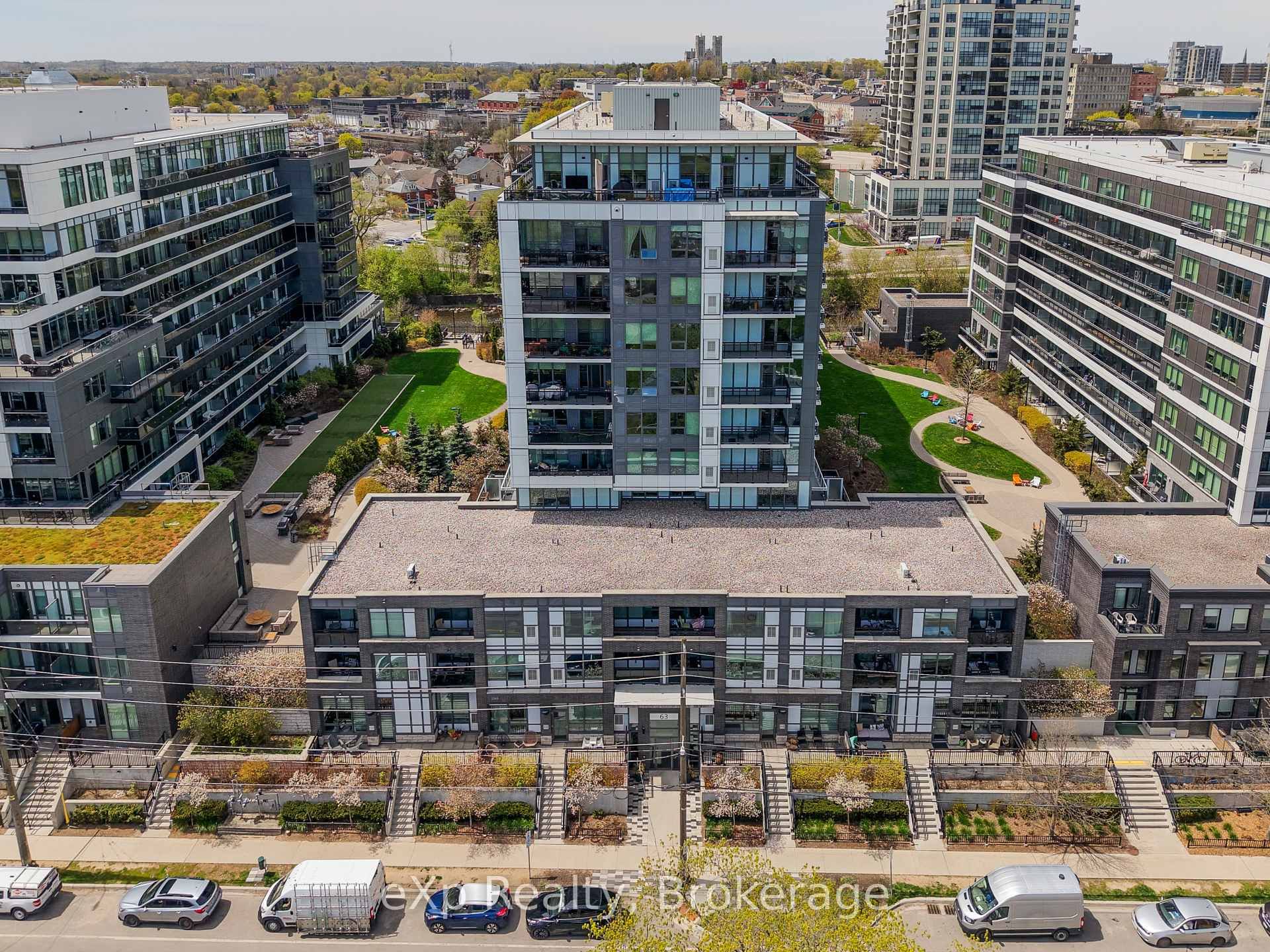 63 Arthur Street S, Unit 205