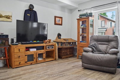 523 Mill Street • West Grey, ON photo 9