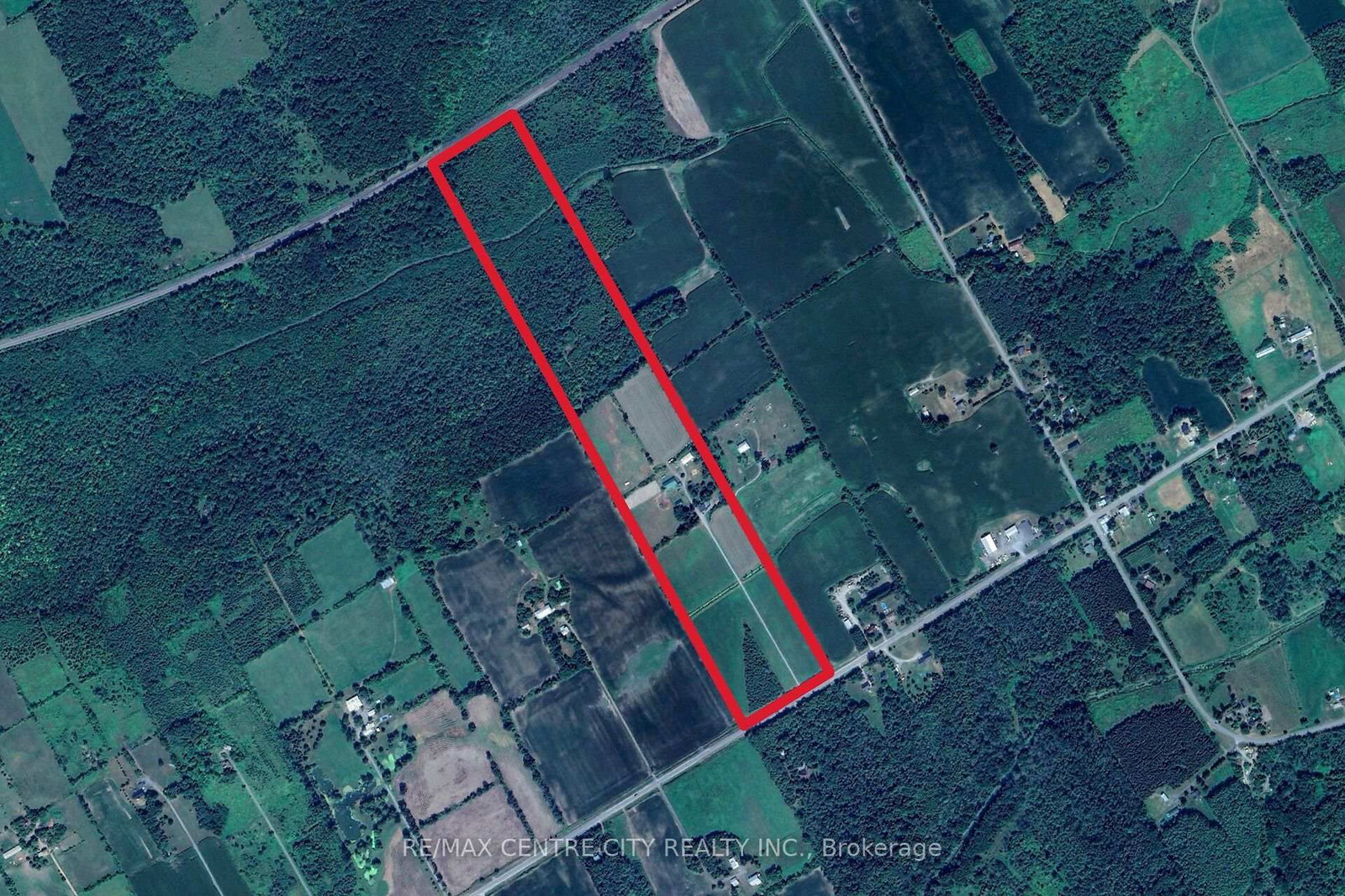 19637 County Road 25 • South Glengarry, ON photo 2