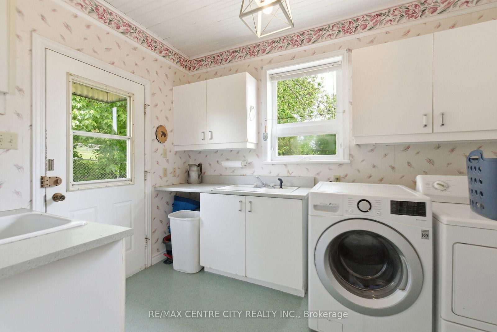 19637 County Road 25 • South Glengarry, ON photo 34