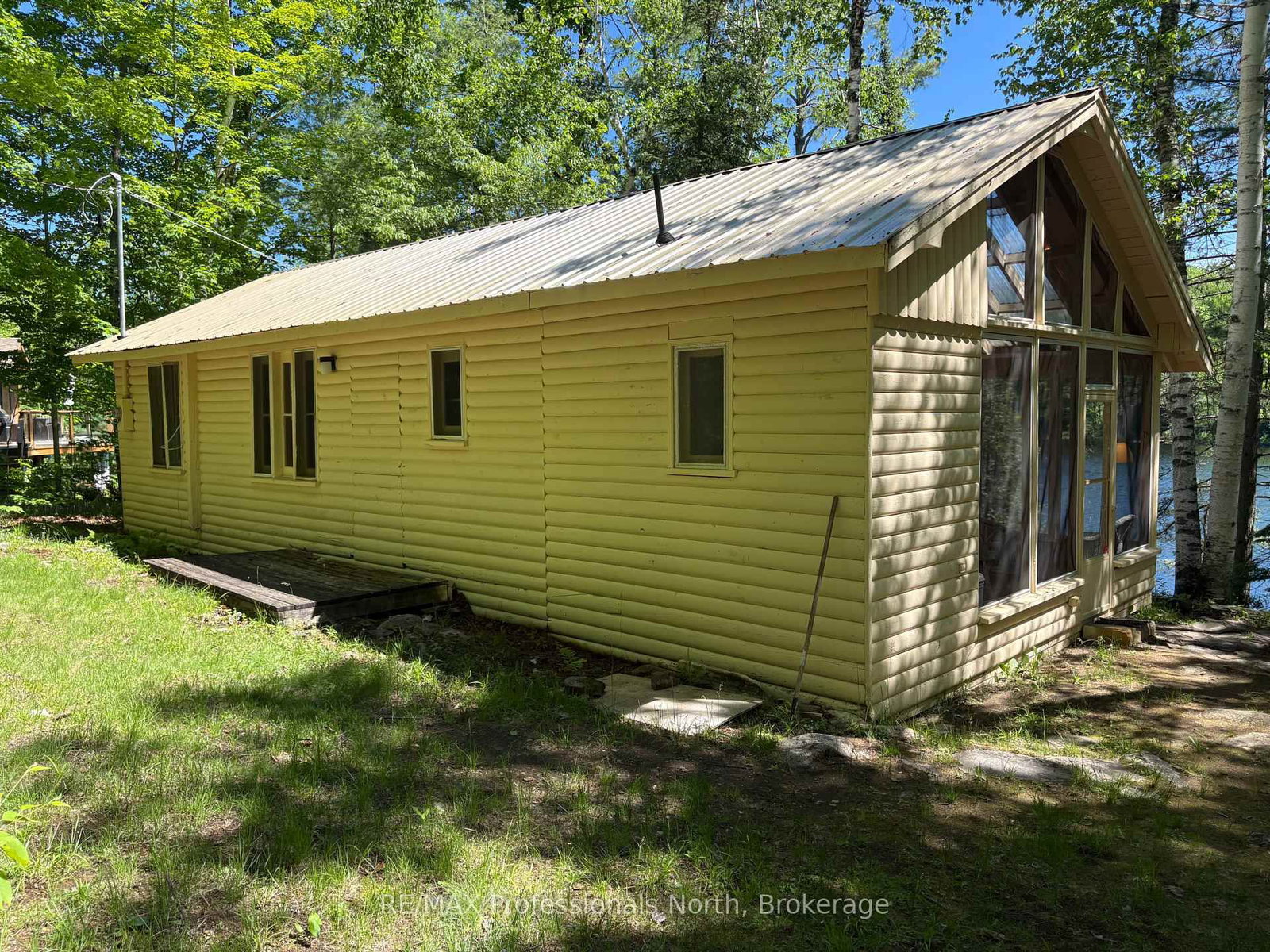 10729 Black Lake WAO • Minden Hills, ON photo 14
