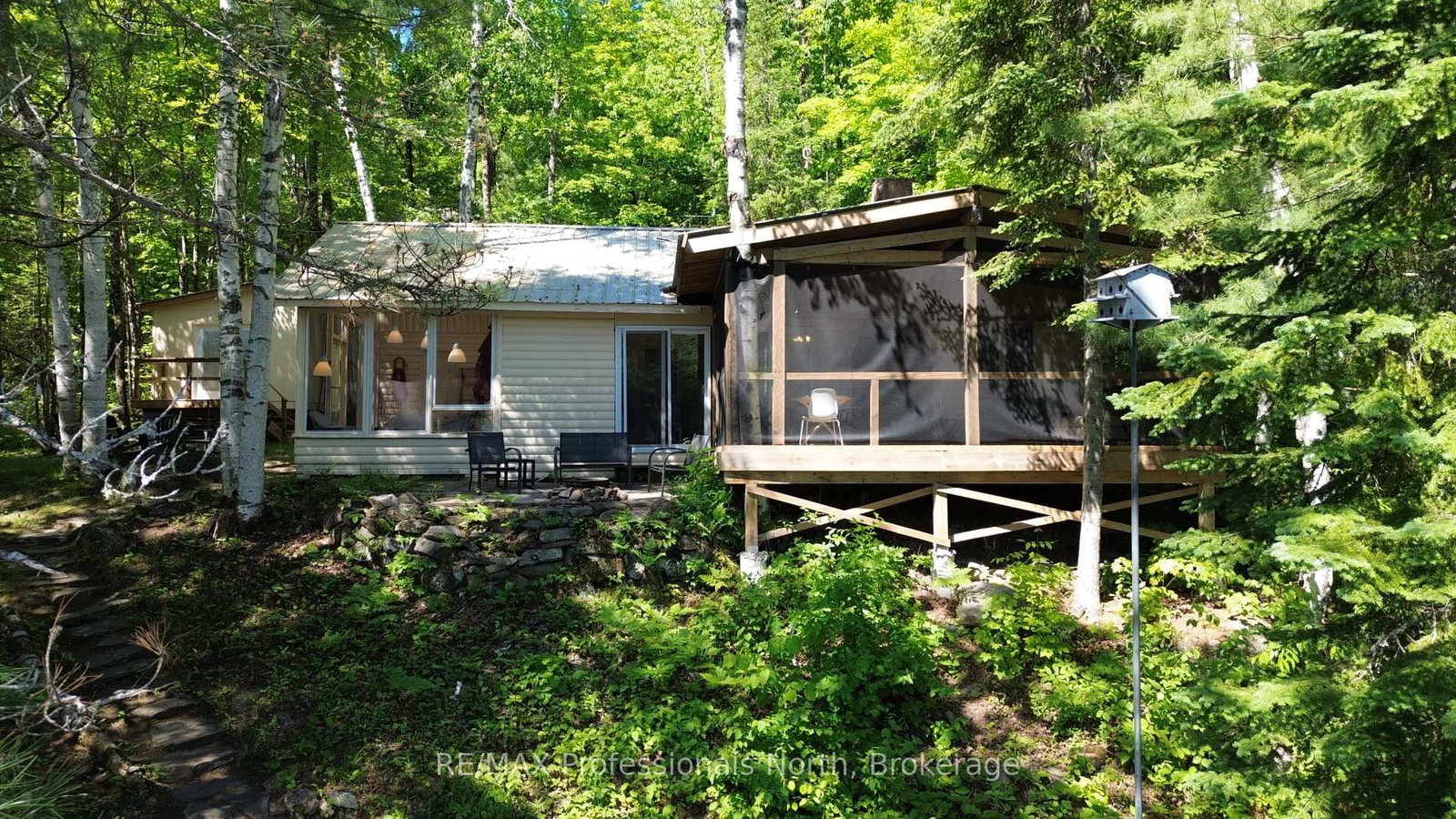 10729 Black Lake WAO • Minden Hills, ON photo 4