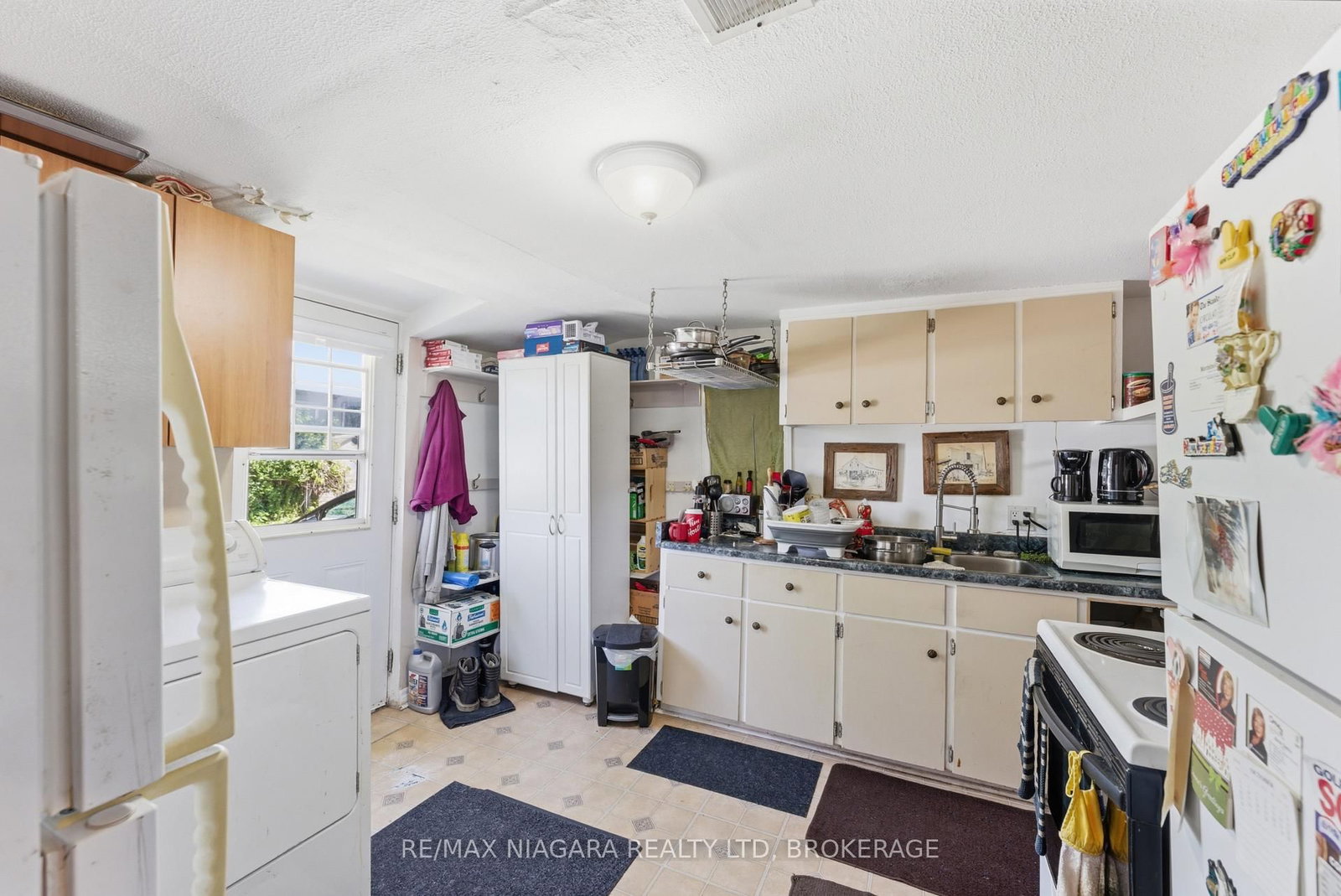 5 Birch Lane • St. Catharines, ON photo 4