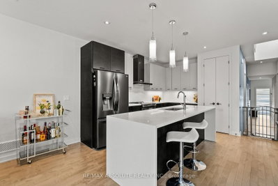 1072 Lunar Glow Crescent • Ottawa, ON photo 6