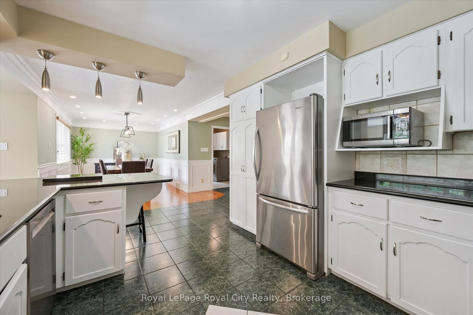 47 Caledonia Street • Guelph, ON photo 14