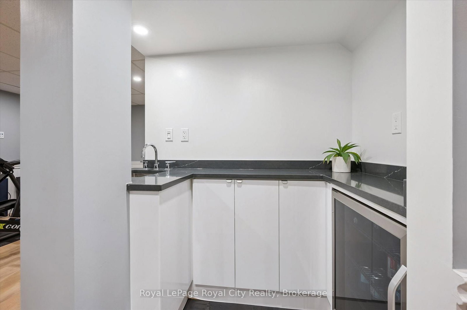 47 Caledonia Street • Guelph, ON photo 31