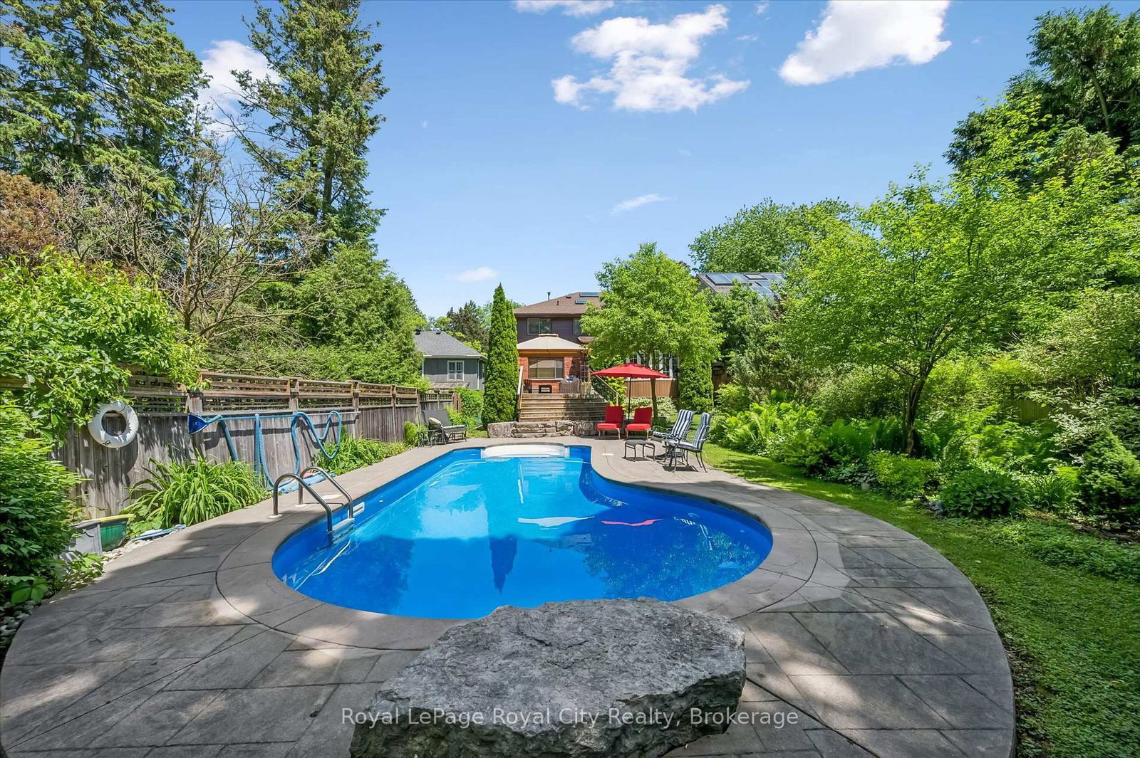 47 Caledonia Street • Guelph, ON photo 34