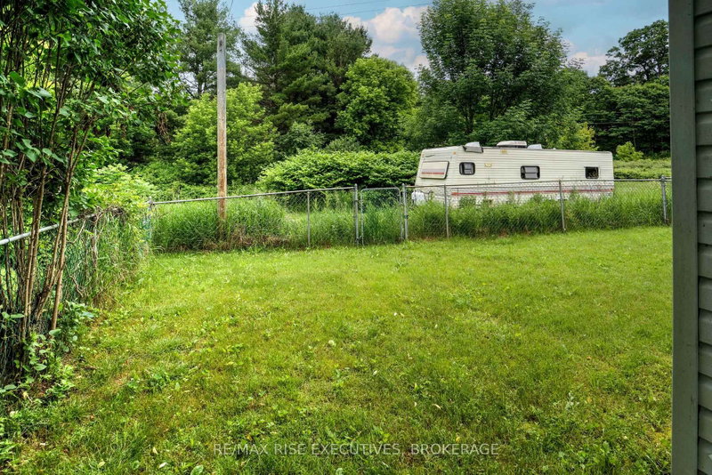 27 - 104 Ellisville Road