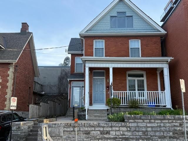 166 Queen Street