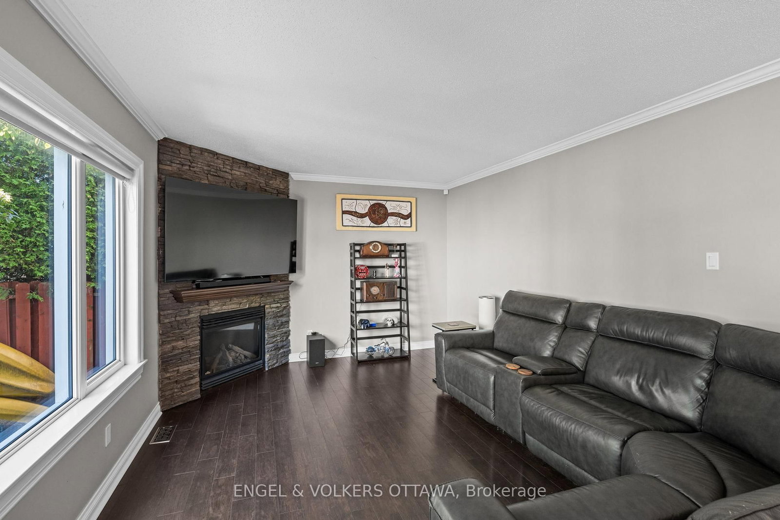 49 Kittiwake Drive • Stittsville, ON photo 12