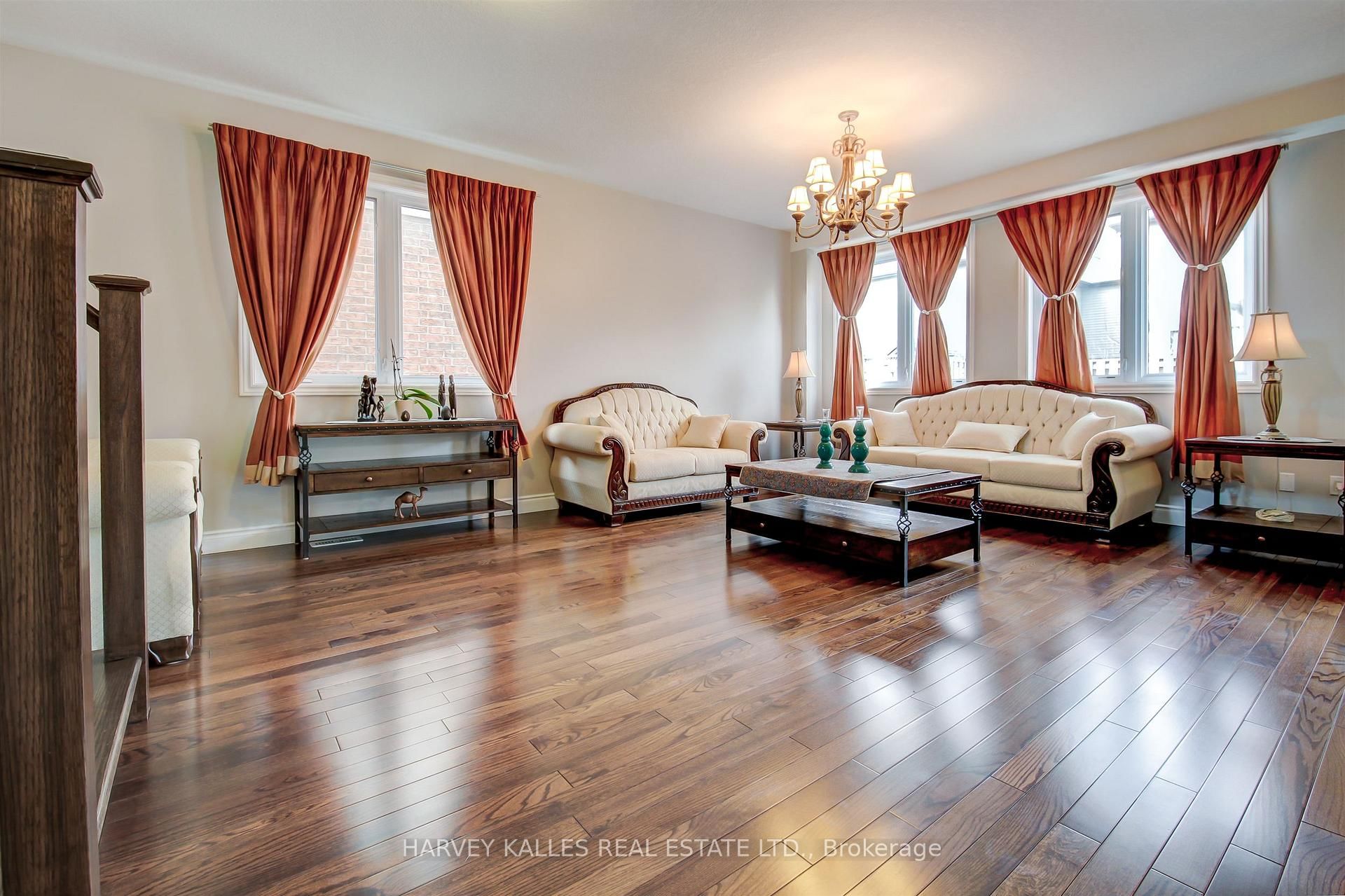 106 Eden Oak Trail