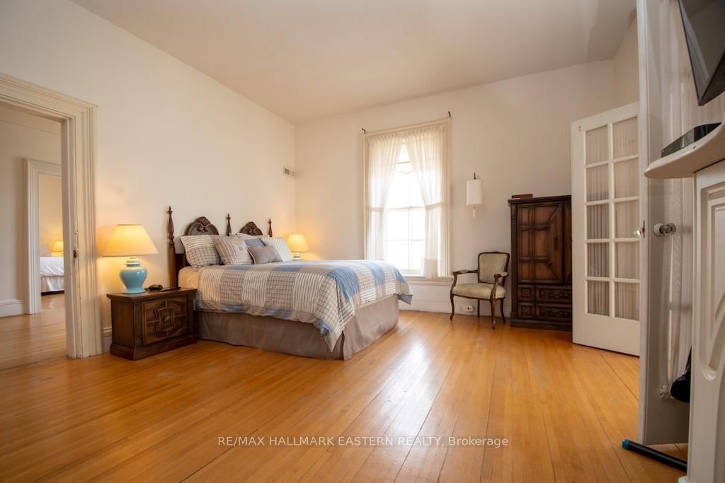 813 Water St. & Argyle Street • Peterborough, ON photo 10