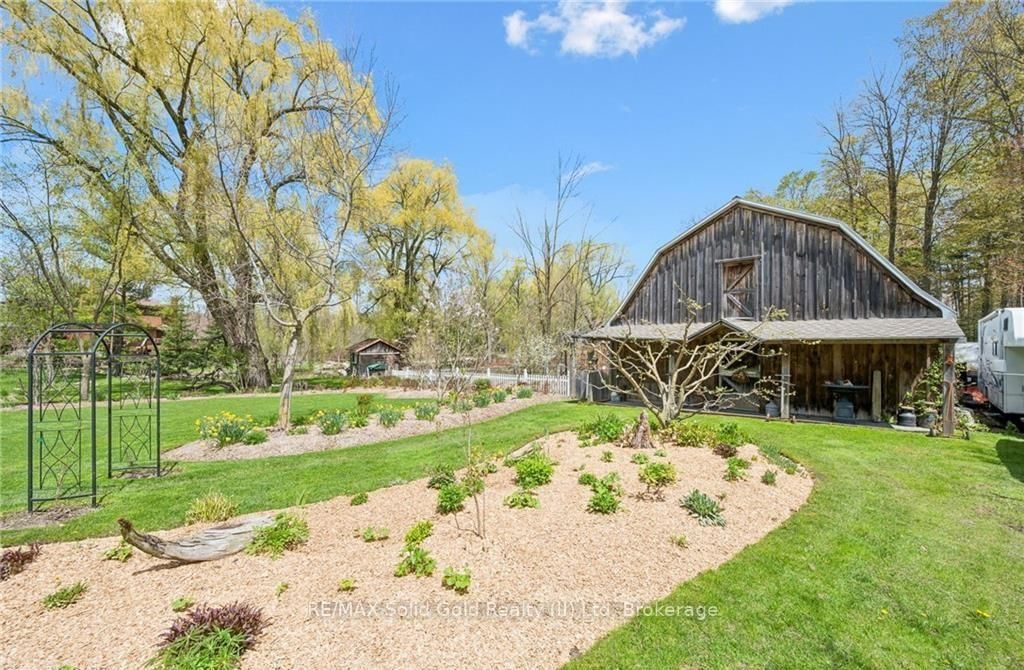 2073 Maplewood Road • Wellesley, ON photo 38
