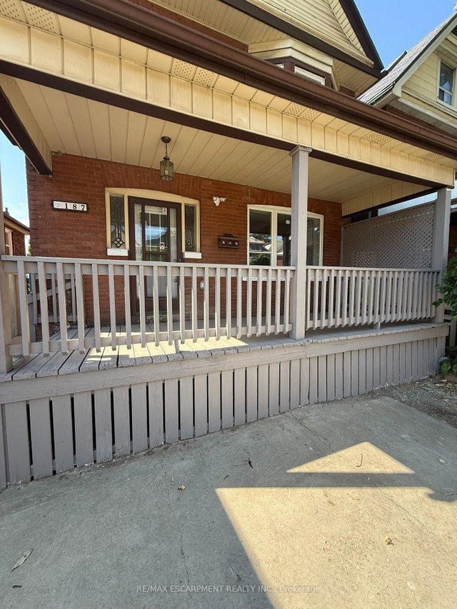 Main - 187 Stirton Street