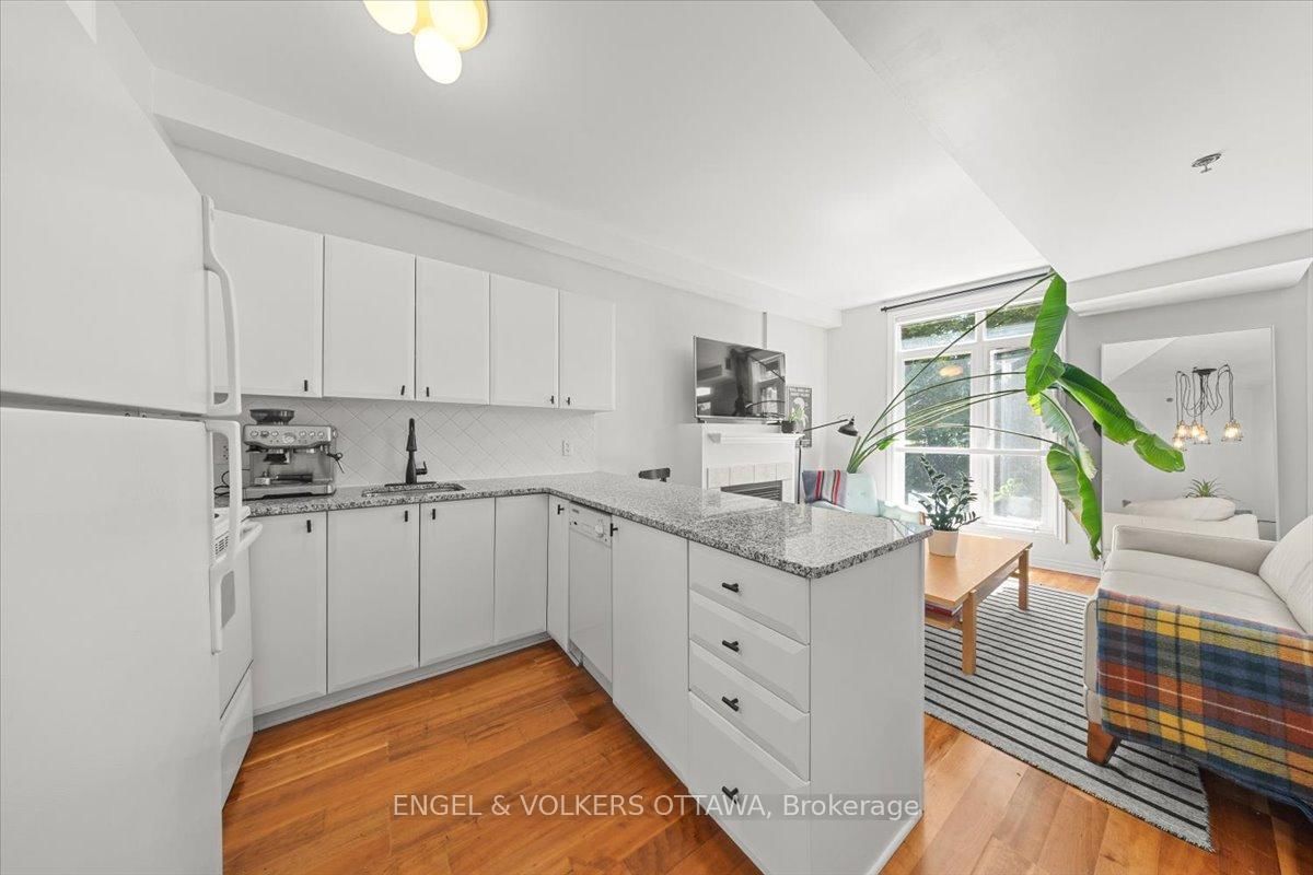 6 Grove Avenue • #205 • Ottawa, ON photo 18