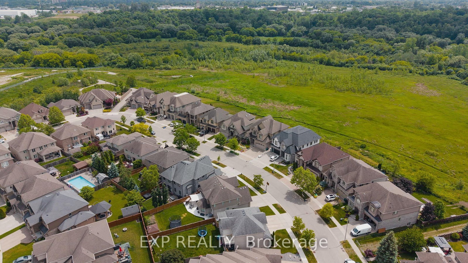 54 Paige Street • Kitchener, ON photo 42