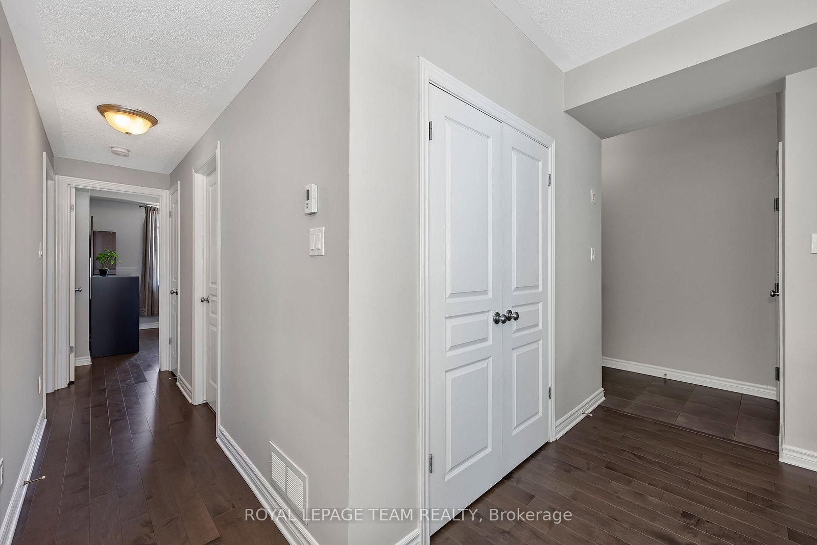 1065 Beryl Private • #F • Ottawa, ON photo 15