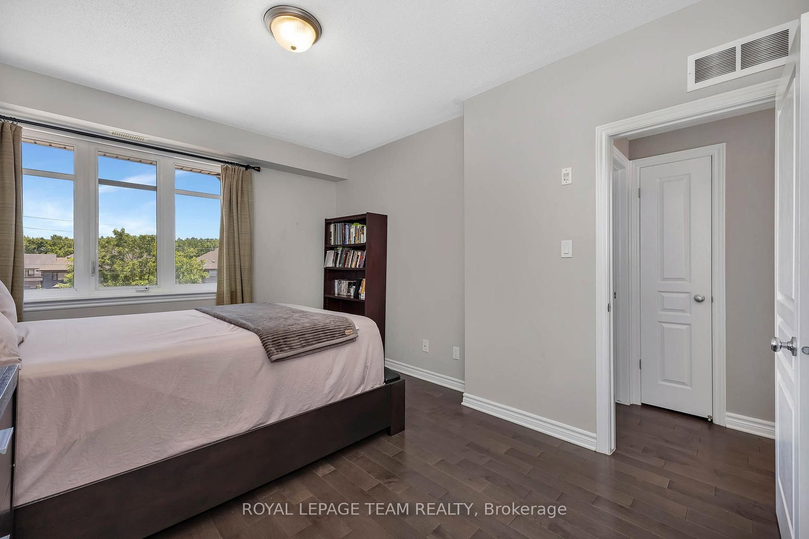 1065 Beryl Private • #F • Ottawa, ON photo 17