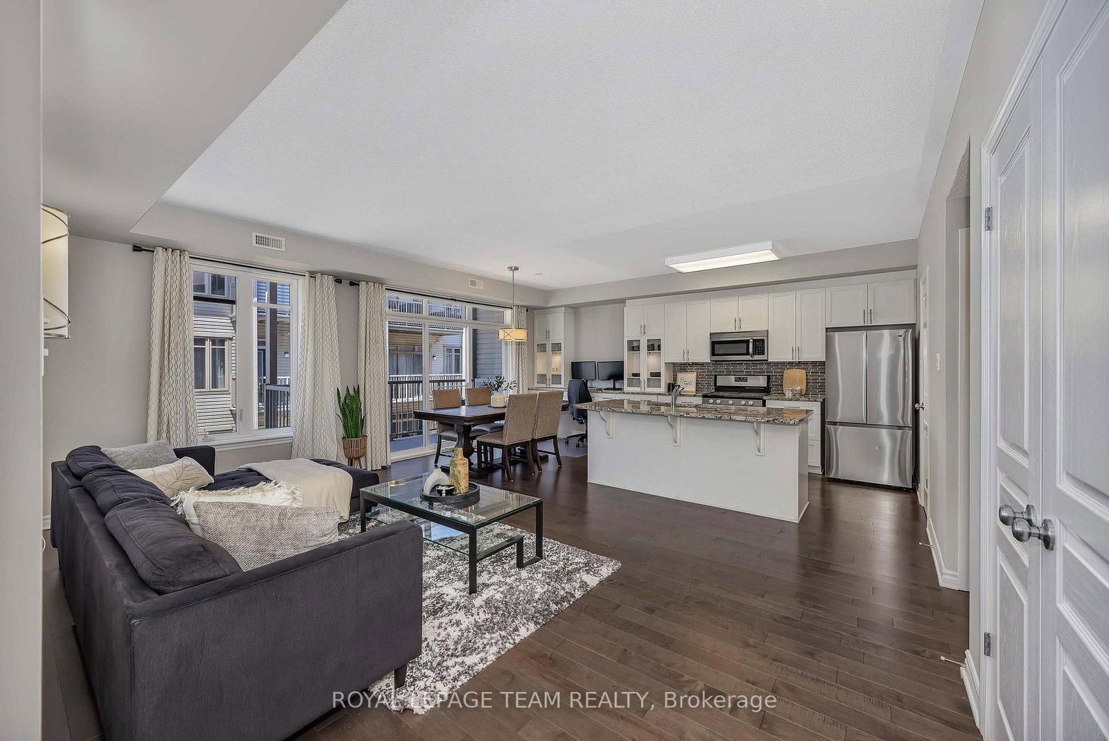 1065 Beryl Private • #F • Ottawa, ON photo 2