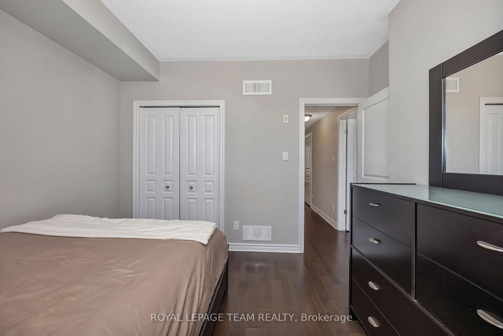 1065 Beryl Private • #F • Ottawa, ON photo 22