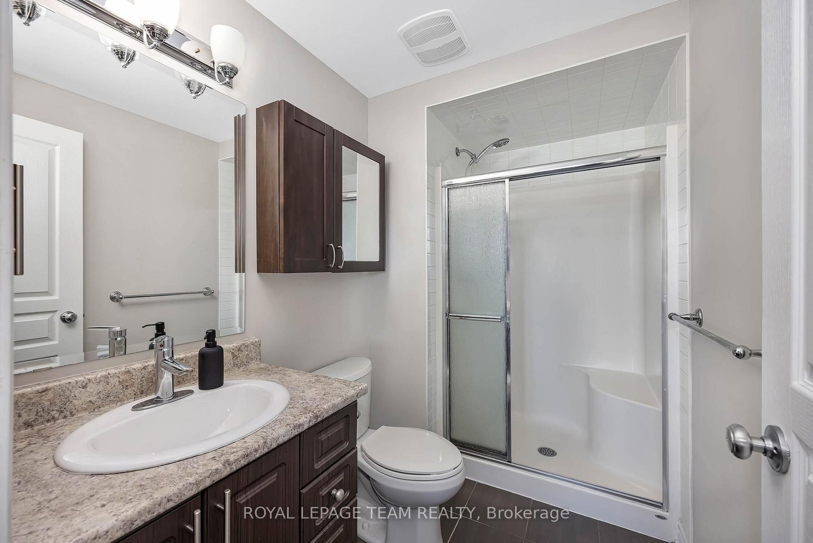 1065 Beryl Private • #F • Ottawa, ON photo 24