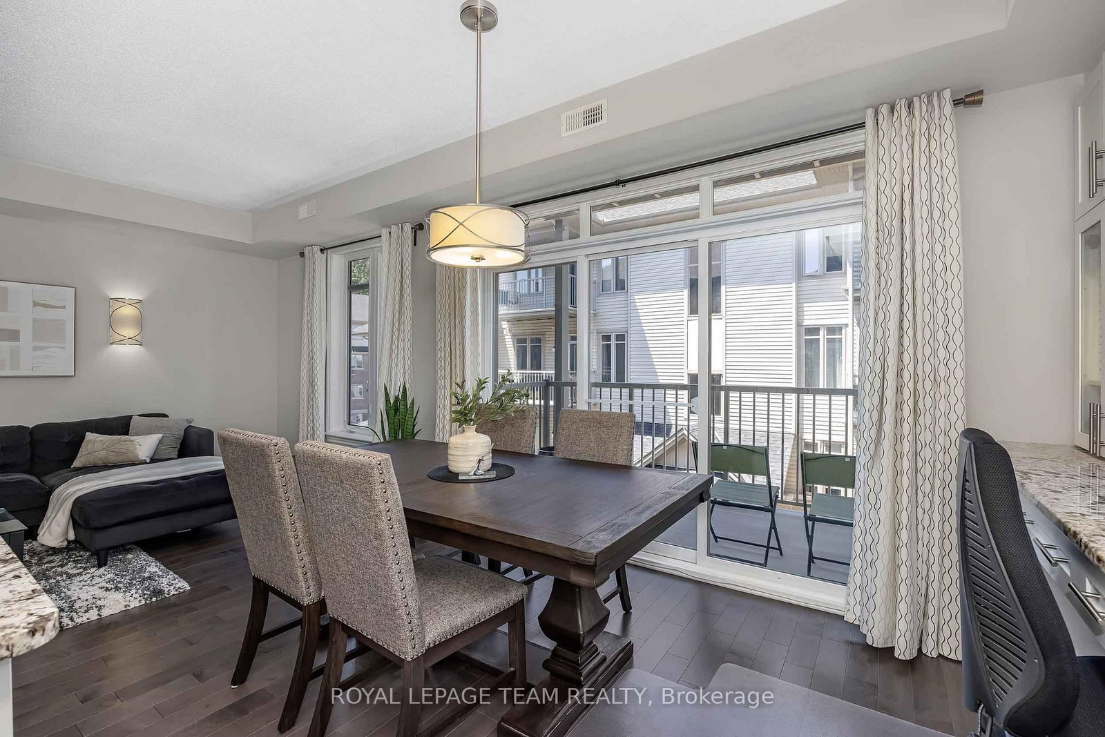 1065 Beryl Private • #F • Ottawa, ON photo 5