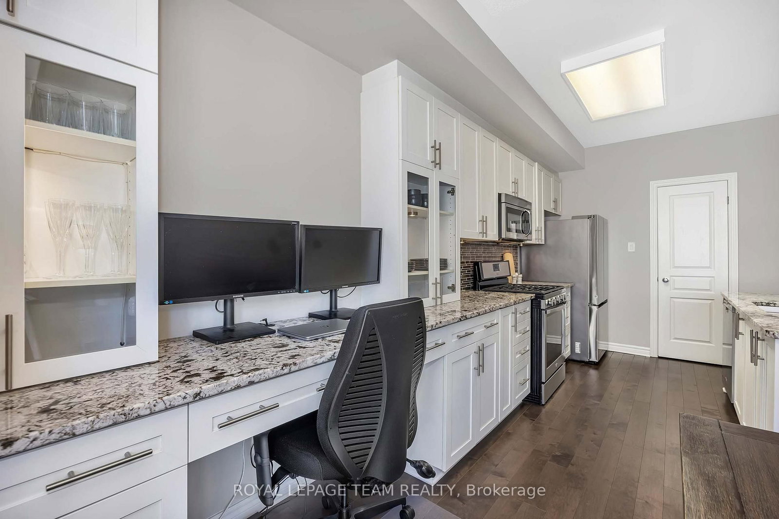 1065 Beryl Private • #F • Ottawa, ON photo 7