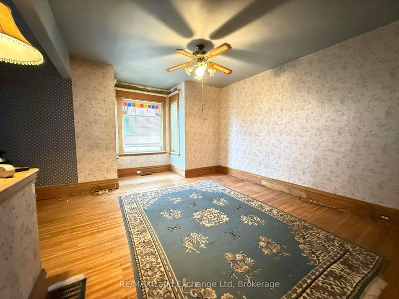126 Diagonal Road