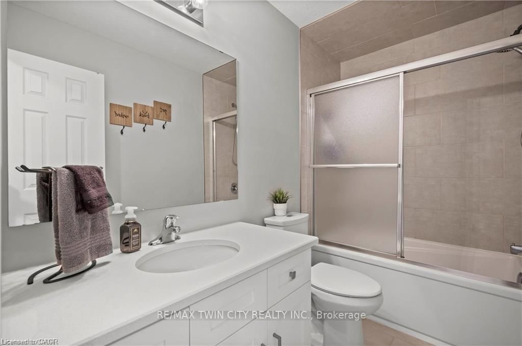 107 Westra Drive • #27 • Guelph/Eramosa, ON photo 26