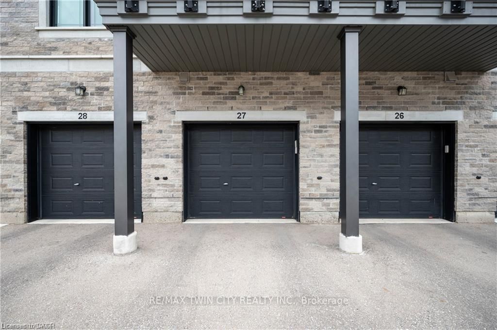 107 Westra Drive • #27 • Guelph/Eramosa, ON photo 37