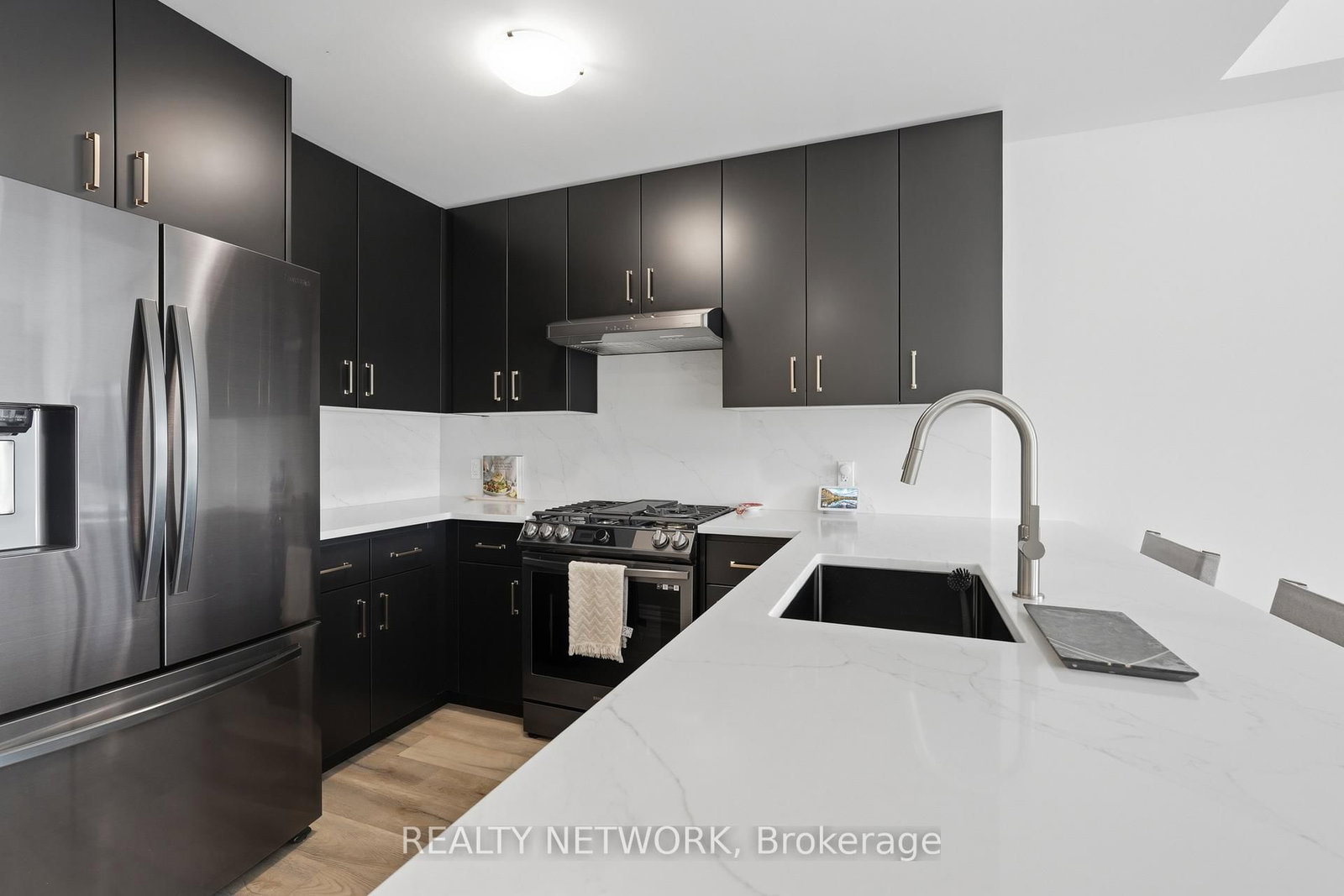 13 Rachel Drive • Hamilton, ON photo 12