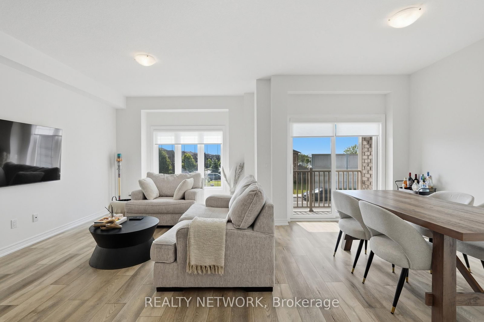 13 Rachel Drive • Hamilton, ON photo 16