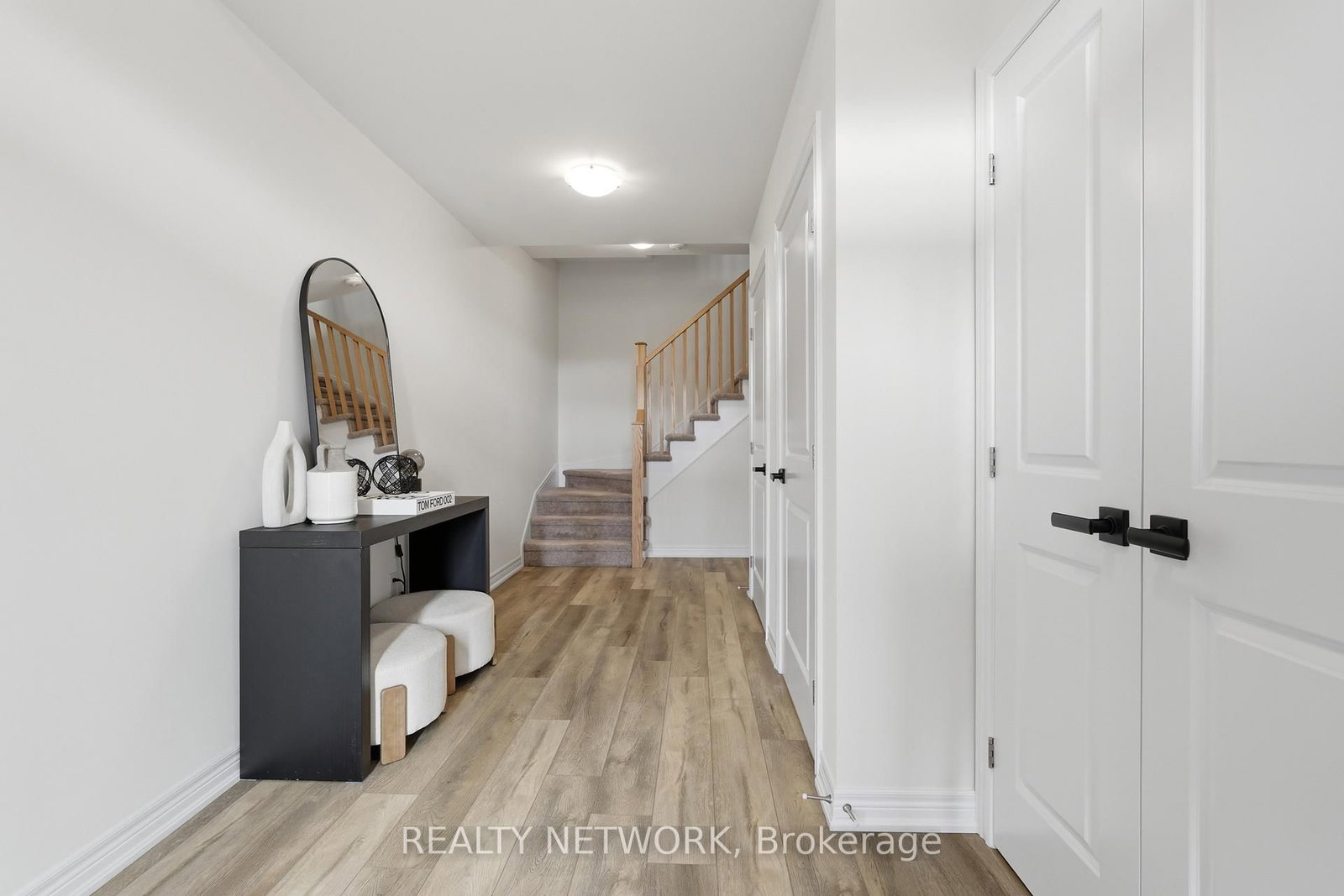 13 Rachel Drive • Hamilton, ON photo 4