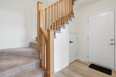 13 Rachel Drive • Hamilton, ON photo 8