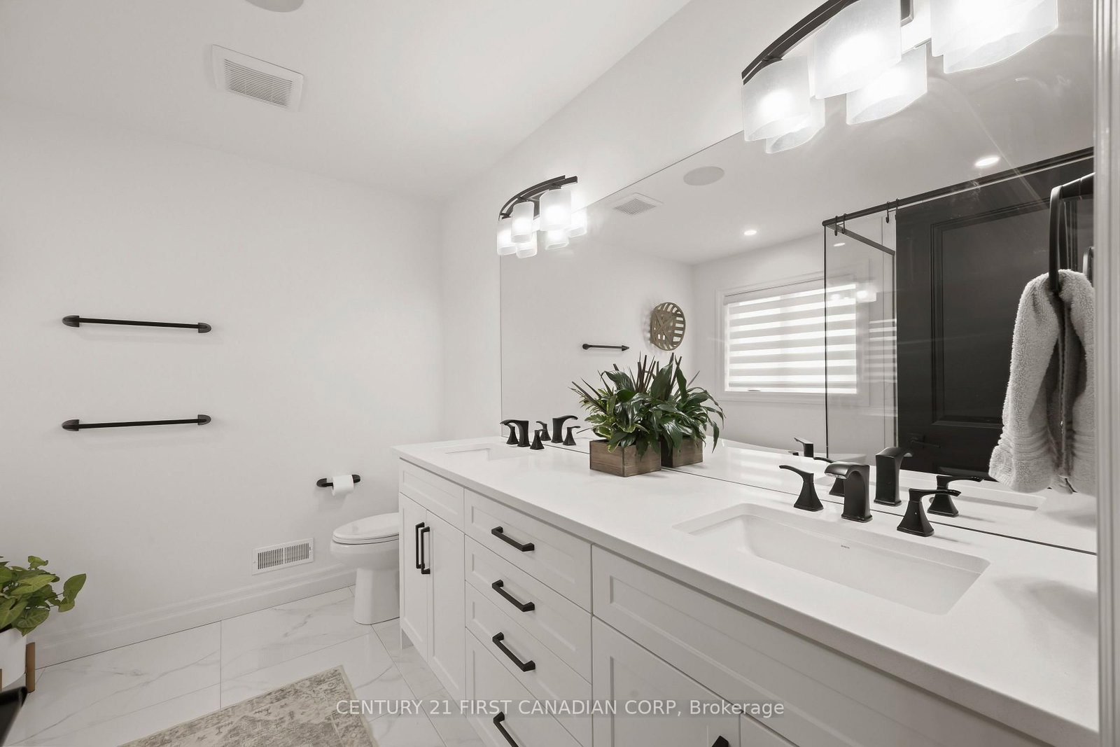8 Oscar Davis Court • Strathroy-Caradoc, ON photo 22