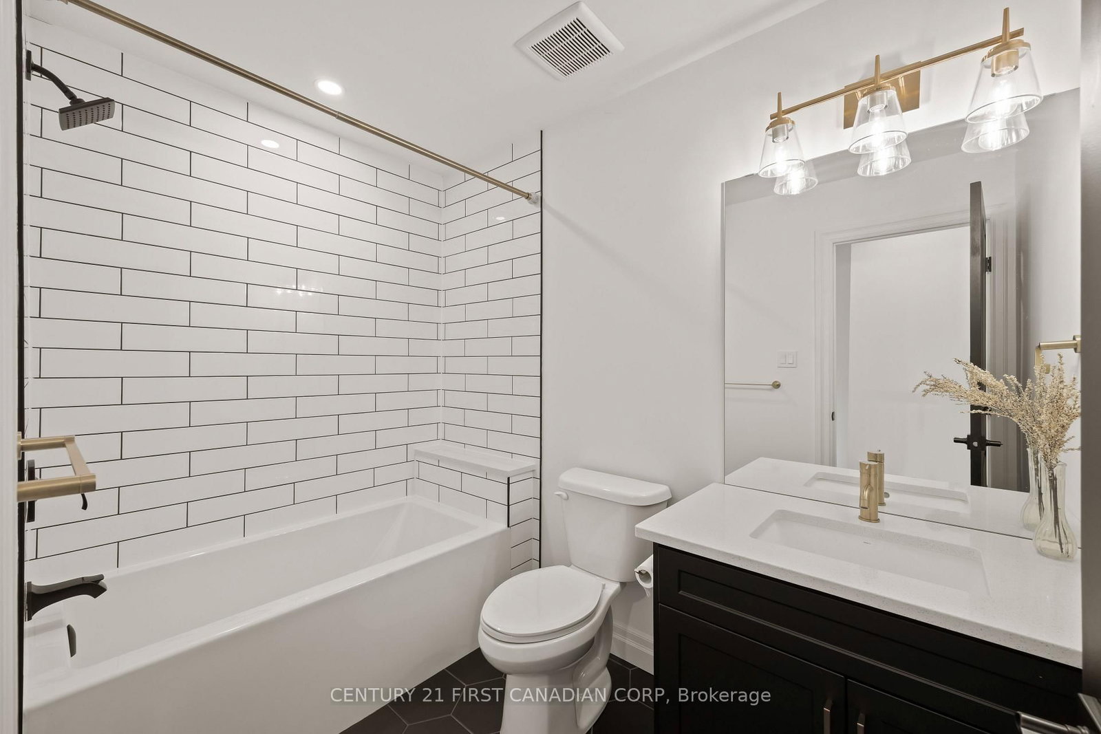 8 Oscar Davis Court • Strathroy-Caradoc, ON photo 27