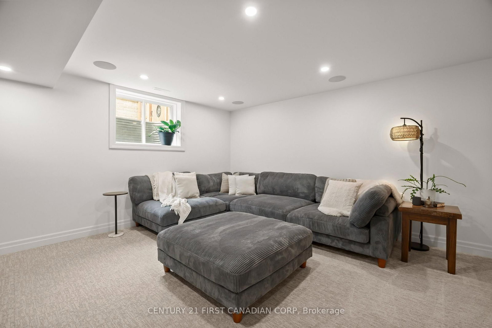 8 Oscar Davis Court • Strathroy-Caradoc, ON photo 29