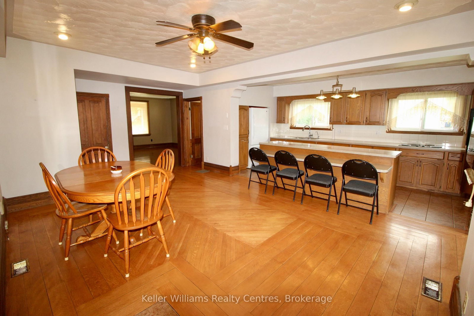 50/52 N Main Street • Brockton, ON photo 12