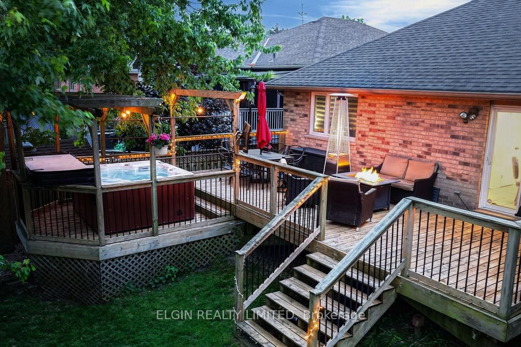 599 Wellington Street • St. Thomas, ON photo 27