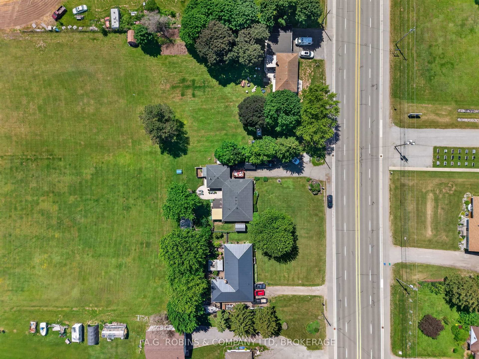 3119 #3 Highway E • Port Colborne, ON photo 3