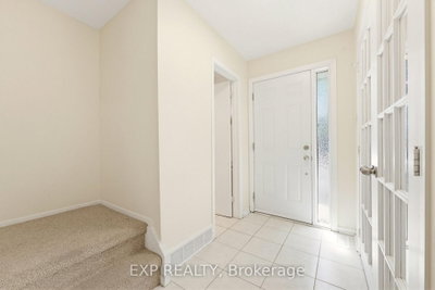 Unit A — 10 Fieldgate Drive — photo 4