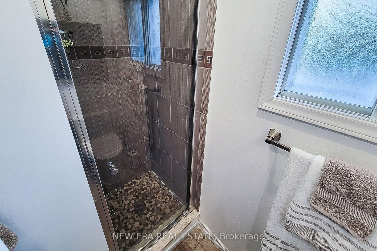 8 Dalton Gate • Hamilton, ON photo 28