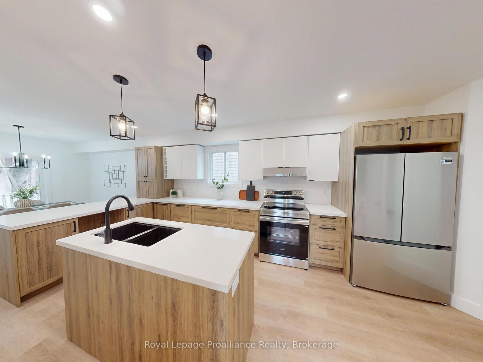 3 Cooke Court • Belleville, ON photo 11