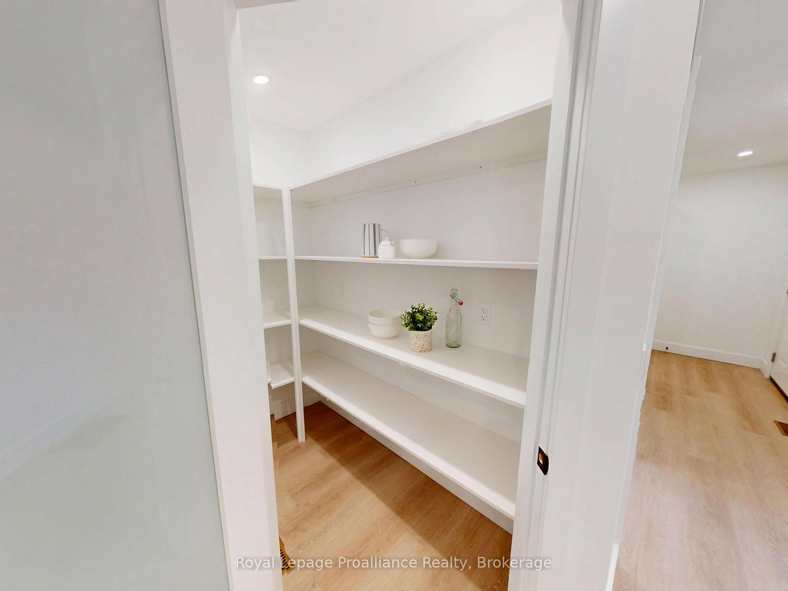 3 Cooke Court • Belleville, ON photo 14